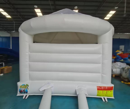 MAISON BLANCHE GONFLABLE