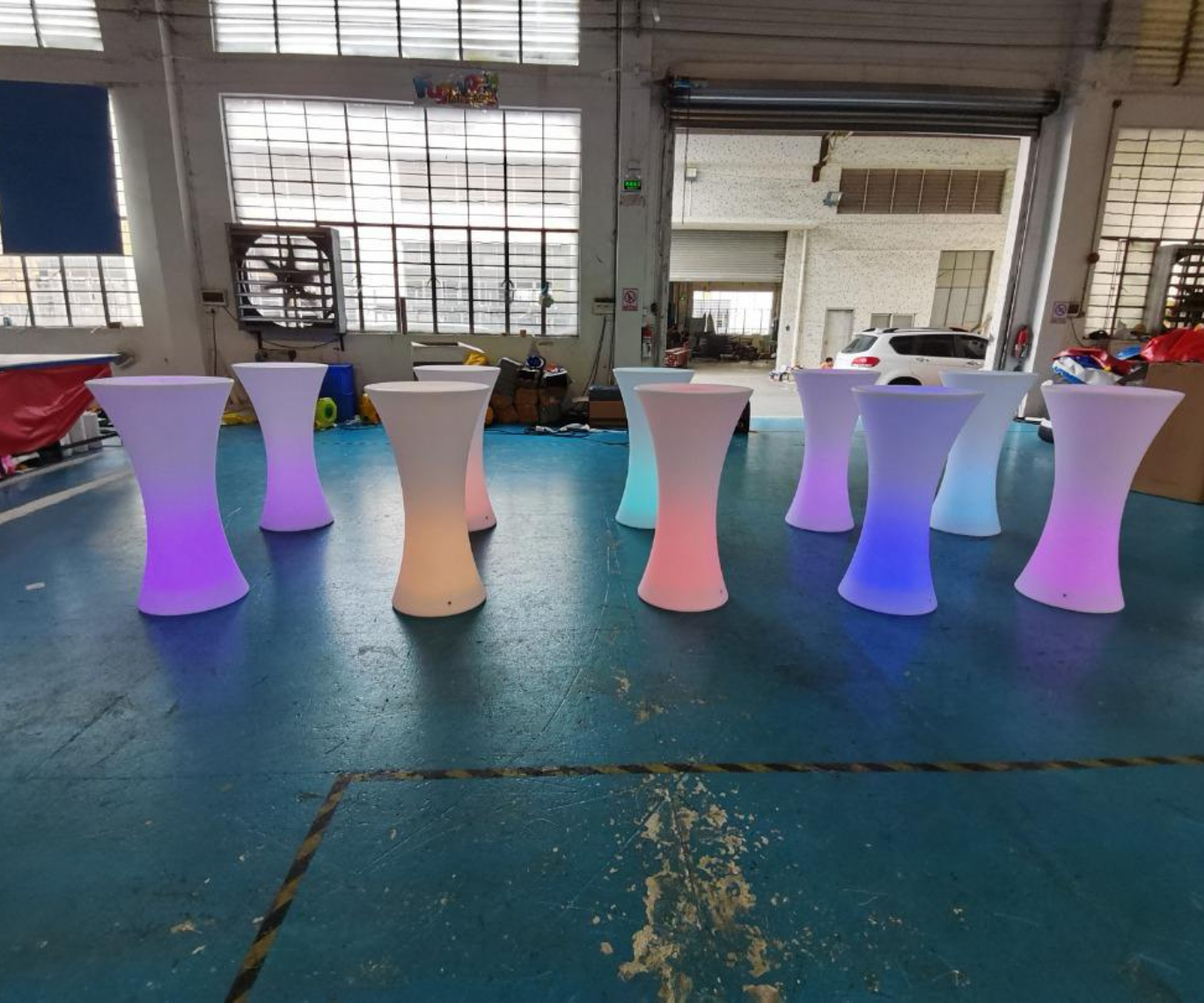 MANGE DEBOUT LUMINEUX