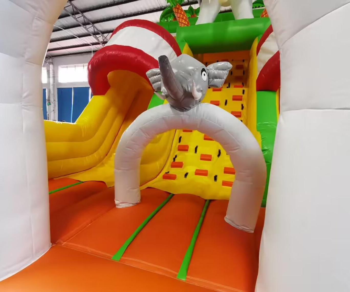 Château gonflable 02